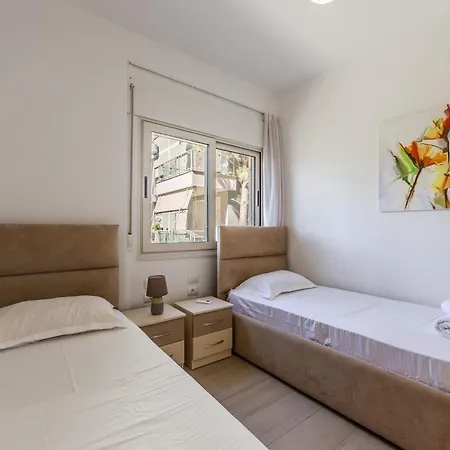 Sandy 2br With Patio By Pikhost