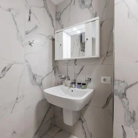 דירה Sandy 2br With Patio By Pikhost Plazhi San Pietro