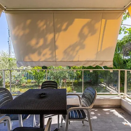 Sandy 2br With Patio By Pikhost Plazhi San Pietro