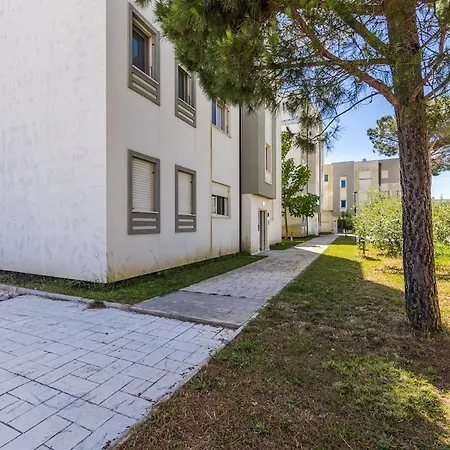 Sandy 2br With Patio By Pikhost *