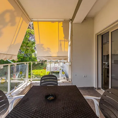 Sandy 2br With Patio By Pikhost דירה