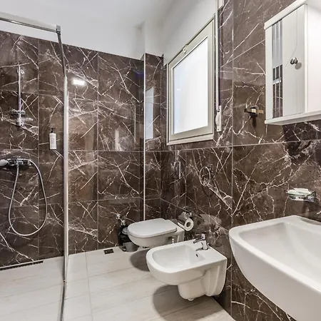 Sandy 2br With Patio By Pikhost * Plazhi San Pietro
